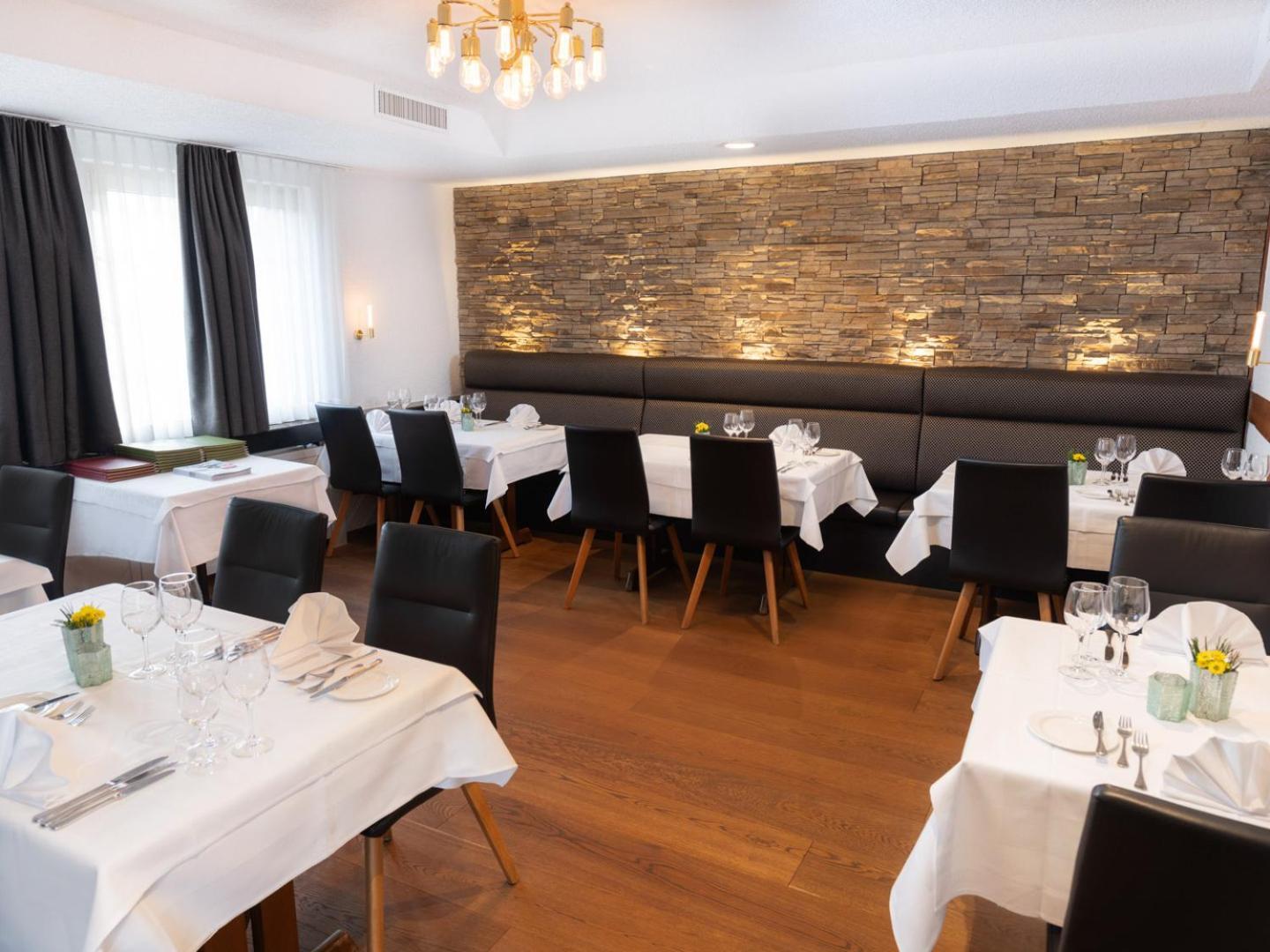 Hotel Restaurant Kreuz Kaiserstuhl Luaran gambar