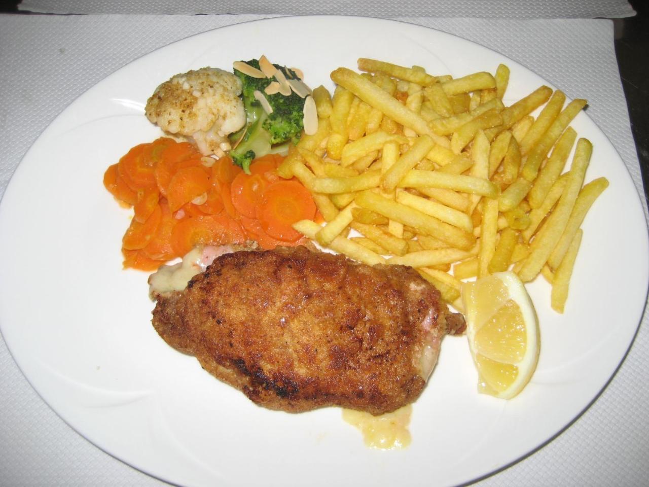 Hotel Restaurant Kreuz Kaiserstuhl Luaran gambar