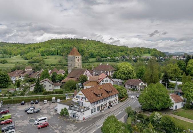 Hotel Restaurant Kreuz Kaiserstuhl Luaran gambar